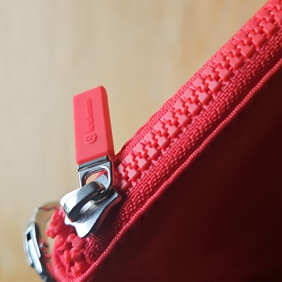 Lululemon Zip Pouch - Picture 6 of 10